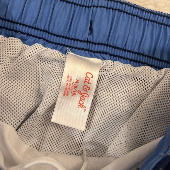 Cat & Jack Boys Swimsuit - M (8-10) - Picture 2 of 3